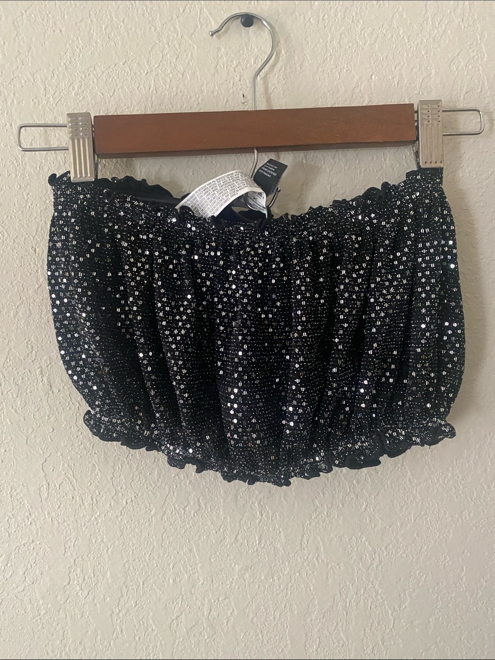 Forever 21 Black Sequin Smocked Ruffle Trim Tube Top NWTs - Picture 2 of 9